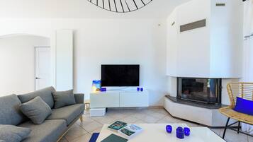 TV, ping pong, books