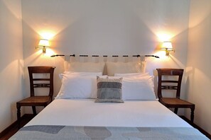 1 bedroom, in-room safe, iron/ironing board, free WiFi
