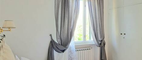 2 Schlafzimmer, Zimmersafe, Bügeleisen/Bügelbrett, kostenloses WLAN