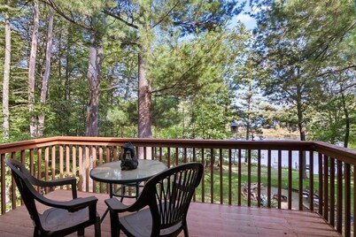 Northwoods Hayward Haven.  Private 3 bedroom 3 bath, sleeps 8 very comfortably.