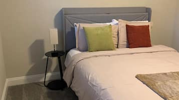 2 slaapkamers, een strijkplank/strijkijzer, wifi, beddengoed