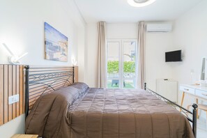 1 bedroom, free WiFi, bed sheets, wheelchair access - Apartment 'Marzamemi 1 with Private Garden', Wi-Fi and Air Conditioning (Marzamemi)