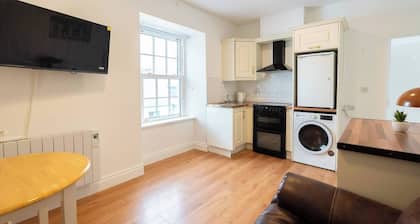 Dingle Runda - 1 Bedroom