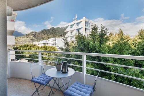 Apartment 'Corazón De Aridane' with Mountain View, Balcony and Wi-Fi