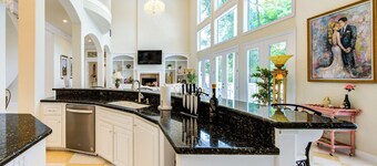 10 Serene Acres: Your Perfect Micro Wedding Escape