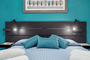 1 slaapkamer, een strijkplank/strijkijzer, gratis wifi, beddengoed