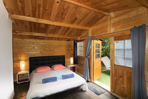 1 chambre, literie fournie