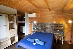 1 dormitorio y ropa de cama