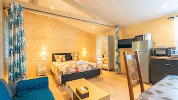 2 chambres, fer et planche Ă repasser, Wi-Fi gratuit, draps fournis