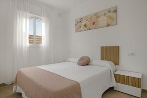 2 bedrooms, free WiFi, bed sheets