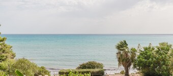 Apartment 'Lumia Sole' with Sea View, Wi-Fi and Air Conditioning