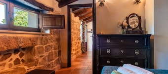 Villa 'Seaside Suite' with Mountain View, Wi-Fi and Air Conditioning