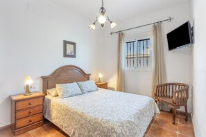 3 camere, ferro/asse da stiro, Wi-Fi gratuito, lenzuola