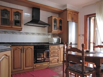 Country House 'La Parada' with Mountain View, Private Terrace and Wi-Fi