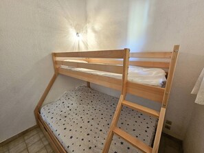 1 Schlafzimmer