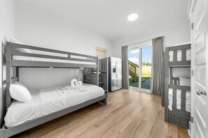 4 sovrum, strykjärn/strykbräda, gratis wi-fi och sängkläder