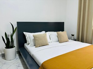 Apartamento, 2 habitaciones, balcón, vistas al jardín | Tabla de planchar con plancha y wifi gratis