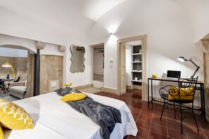 1 camera, Wi-Fi, lenzuola