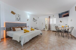 1 bedroom, iron/ironing board, free WiFi, bed sheets