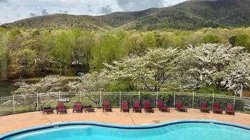 Indoor pool, outdoor pool