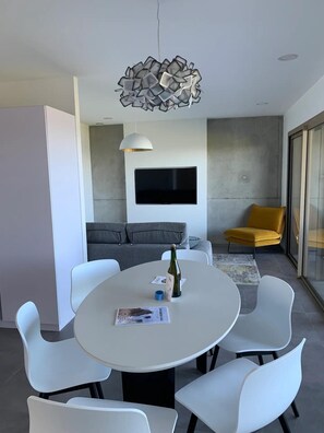 Interior - Cottage with 3 bedrooms and sea view (PLOUHA)