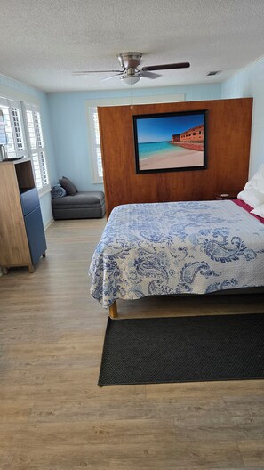 2 soverom, strykejern/-brett, wi-fi (inkludert) og sengetøy