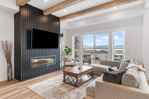 Lago Marquise in West Kelowna