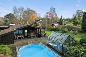 A heated pool - Holiday paradise with pool near Havnsø Beach (Føllenslev)