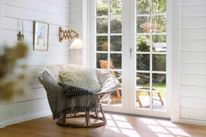 Stereo - Idyllic wooden lumber house 300m from water (Vig)