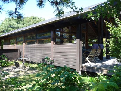 Cozy cottage close to the beach