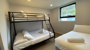 1 bedroom, free WiFi, bed sheets