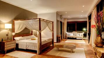 4 quartos, cofres nos quartos, Wi-Fi de cortesia, roupa de cama