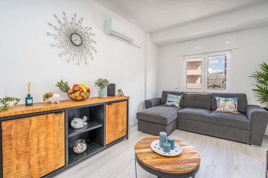 Seaside Escape With Balcony By Hostwise - Armação de Pêra