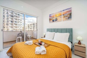 2 chambres, fer et planche à repasser, lit parapluie, Wi-Fi gratuit