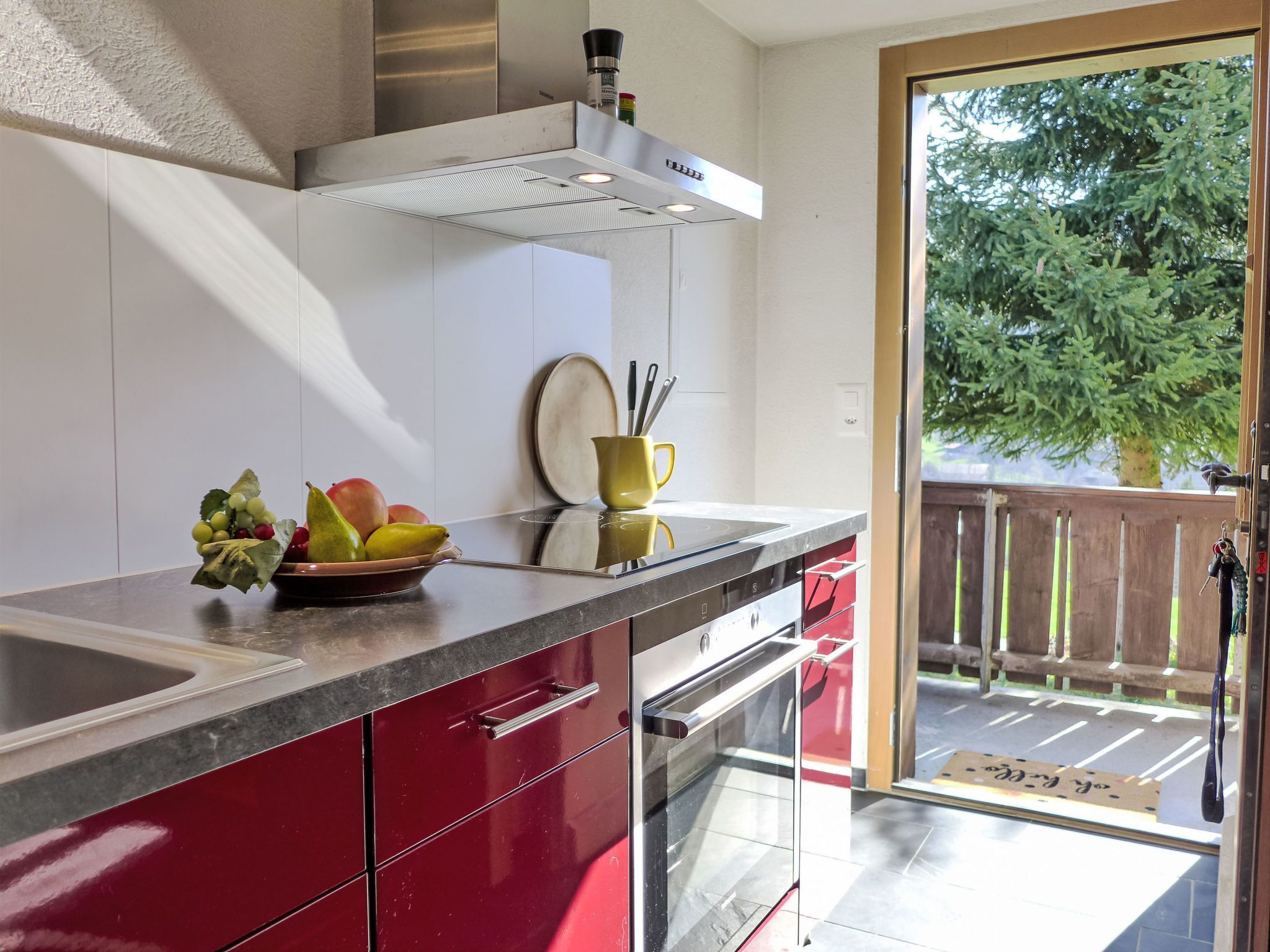 Réfrigérateur, four, lave-vaisselle