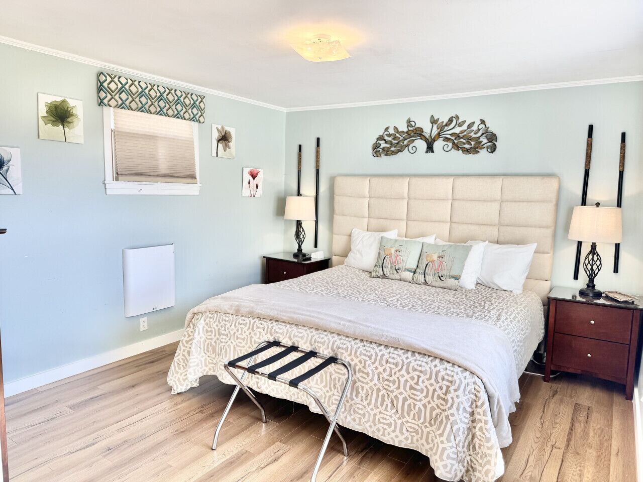 3 多间卧室、办公桌、WiFi