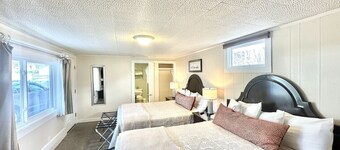 Gallaghers Travels Room 9