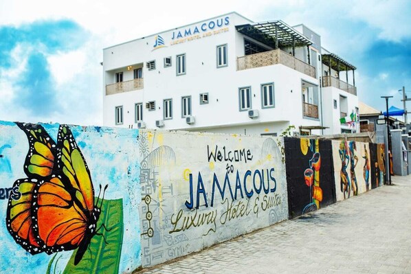 Exterior - Jamacous Luxury hotel and suites (Lekki)
