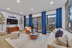 Televisión, tenis de mesa y libros 