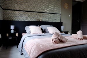 2 bedrooms, free WiFi, bed sheets - Charming, cosy T3 in the heart of the historic center (Montauban)