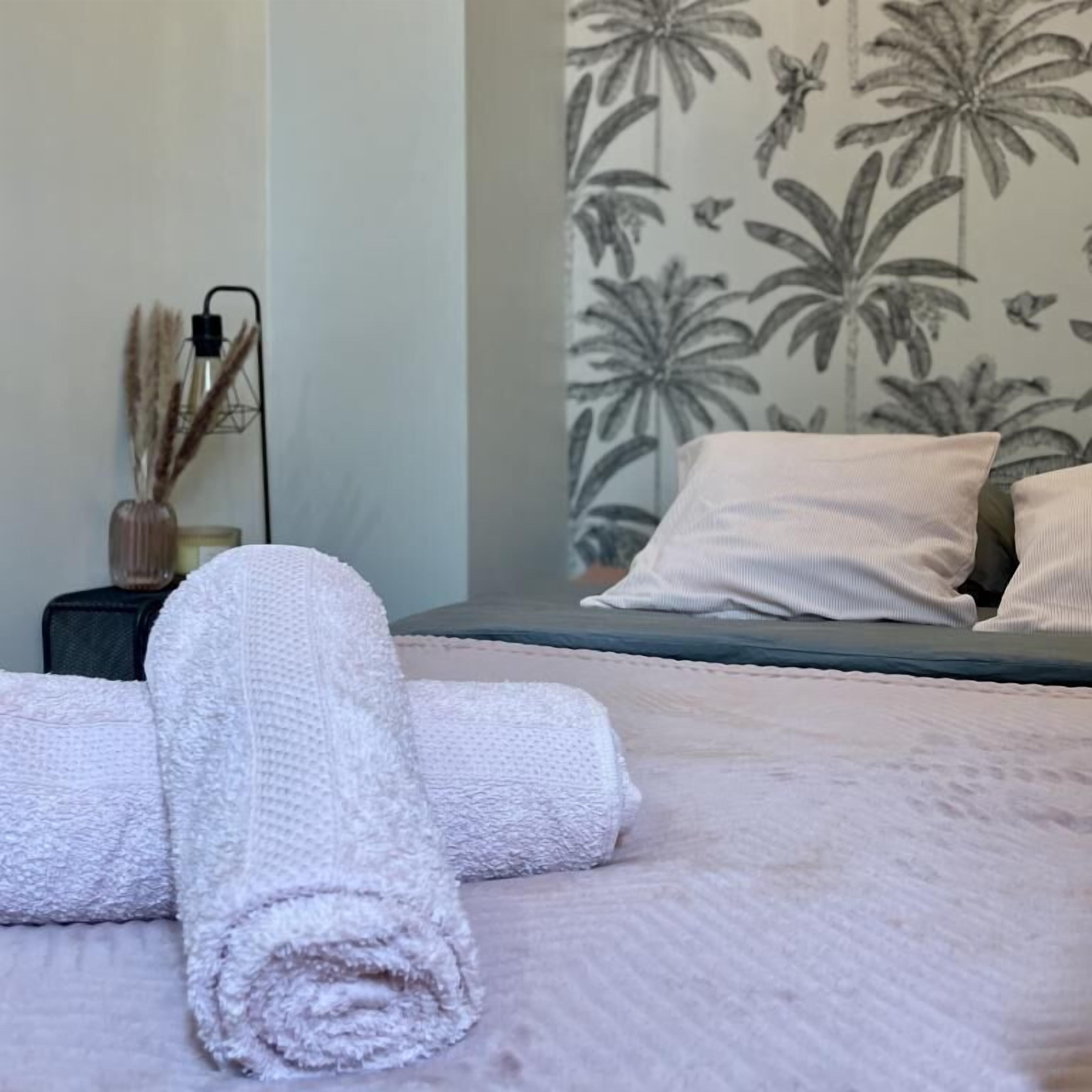 1 habitación, escritorio, wifi gratis y ropa de cama 