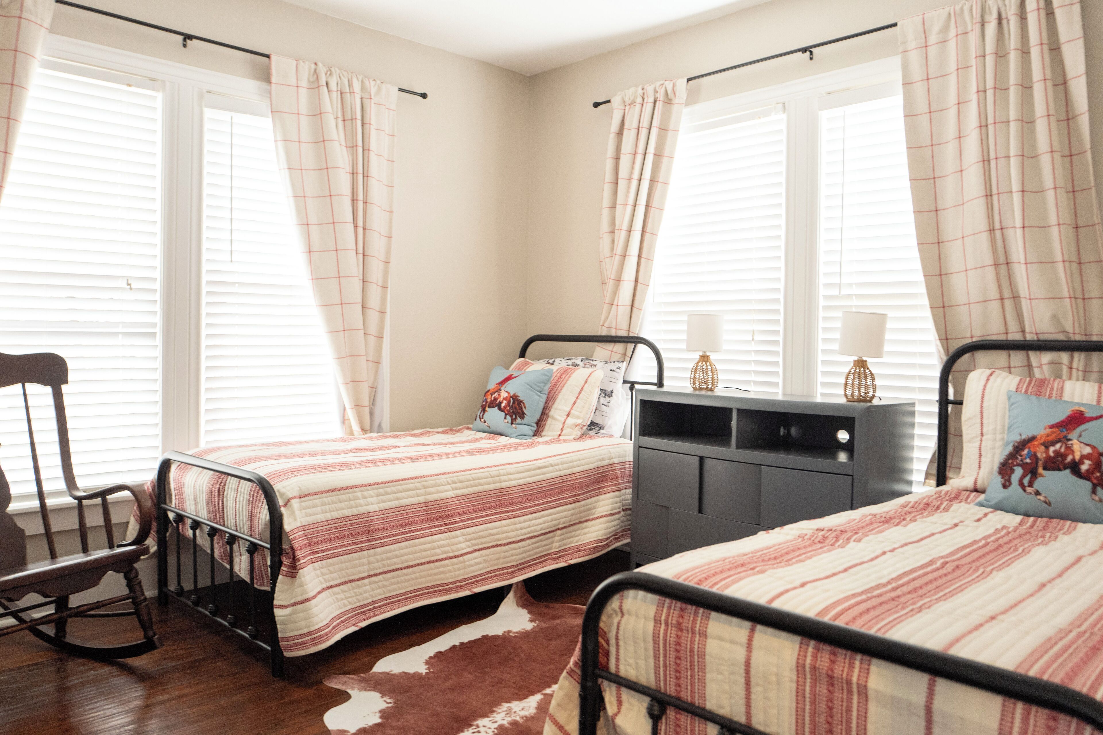 3 bedrooms, WiFi, bed sheets