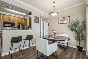 Dining - Chic 1-bedroom apartment with fitness room and AC in vibrant The Colony (The Colony)