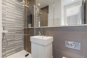 Haartrockner, Handtücher