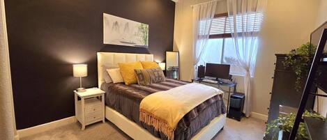 デスク、アイロン / アイロン台、WiFi、ベッドシーツ