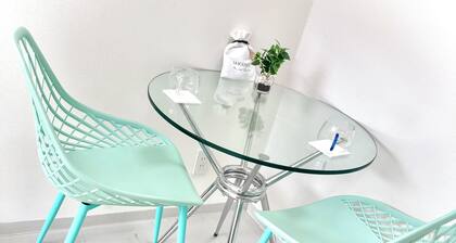 10 minutes to Sky Tree and Asakusa by train! Unique maisonette type apartment
