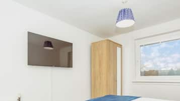 2 bedrooms, iron/ironing board, WiFi, bed sheets