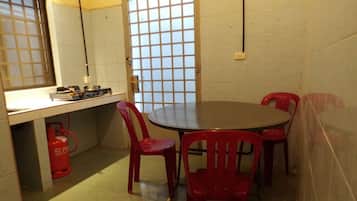 Habitación básica | Cocina privada | Tetera eléctrica