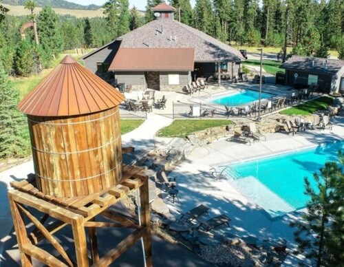 Unique Black Hills Silo Escape, 1 block from pool, 10 min from Deadwood Fun!