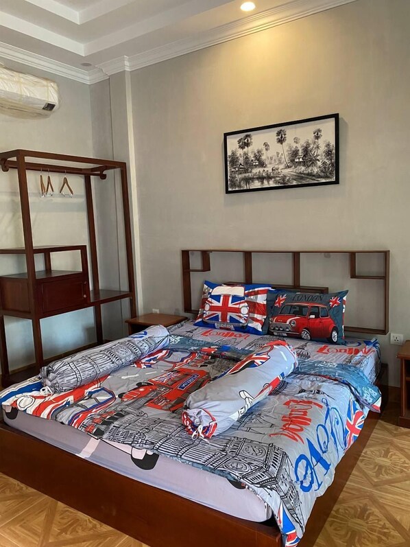 Basic Apartment, 2 Bedrooms, City View